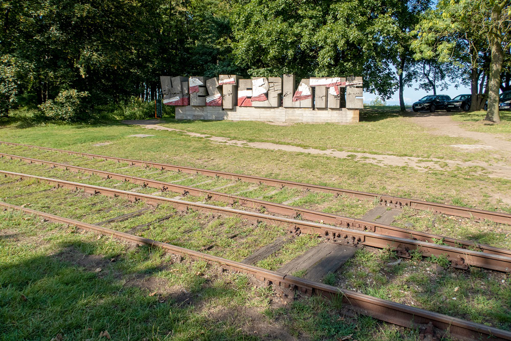 Westerplatte; minnessten över stupade polska soldater under det tyska överfallet på Polen i inledningssskedet av andra världskriget.
